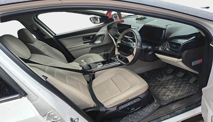 2024 Tata Safari ACCOMPLISHED PLUS DUAL TONE, Diesel, Manual, 49,793 km, interior