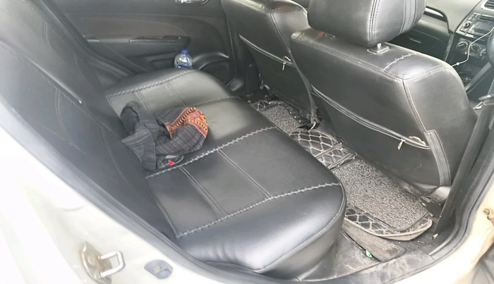 2015 Maruti Swift VDI, Diesel, Manual, 1,14,614 km, interior