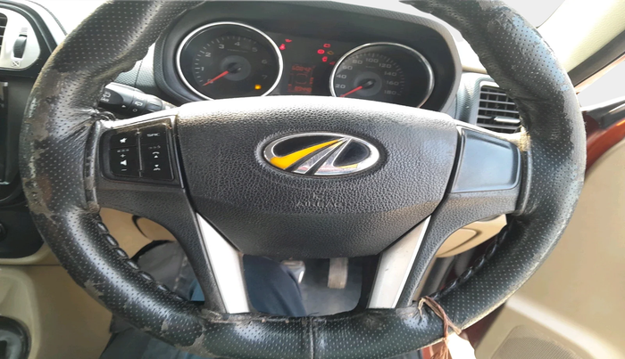 2017 Mahindra TUV300 T8, Diesel, Manual, 89,448 km, interior
