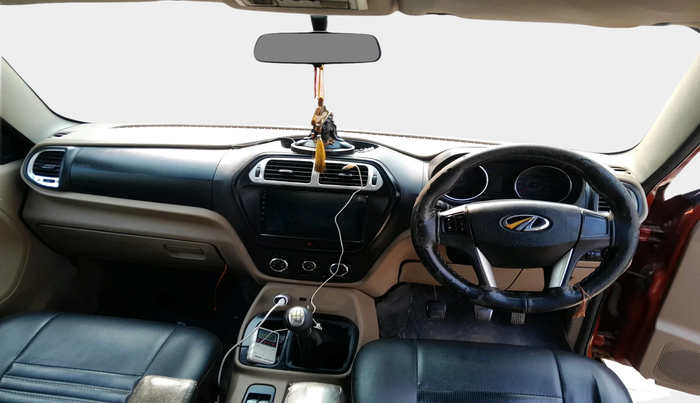 2017 Mahindra TUV300 T8, Diesel, Manual, 89,448 km, interior