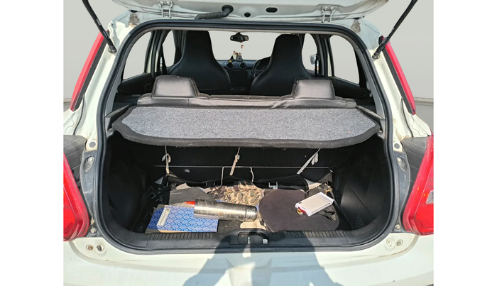 2020 Maruti Swift LXI, Petrol, Manual, 50,819 km, exterior