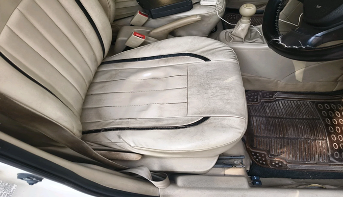 2013 Maruti Swift Dzire LXI, Petrol, Manual, 1,13,897 km, interior