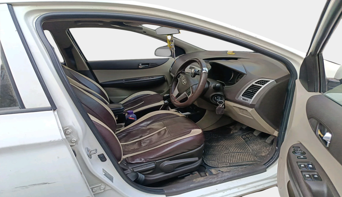 2012 Hyundai i20 ASTA 1.2, Petrol, Manual, 76,706 km, interior