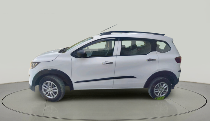 2023 Renault TRIBER RXL MT, Petrol, Manual, 53,091 km, exterior