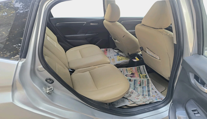 2016 Honda Jazz 1.5L I-DTEC VX, Diesel, Manual, 1,53,267 km, interior