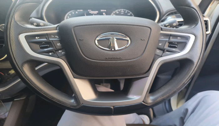 2022 Tata Harrier XZ SUNROOF 2.0L DUAL TONE, Diesel, Manual, 57,139 km, interior