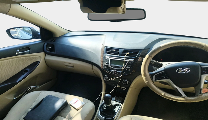 2013 Hyundai Verna FLUIDIC 1.6 CRDI SX, Diesel, Manual, 1,04,758 km, interior