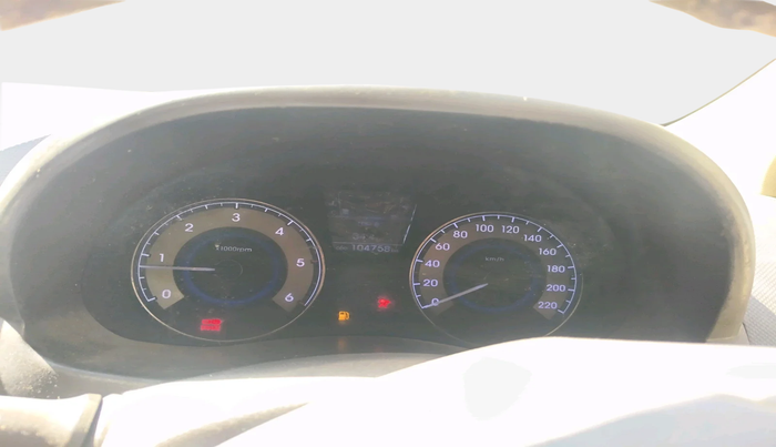 2013 Hyundai Verna FLUIDIC 1.6 CRDI SX, Diesel, Manual, 1,04,758 km, interior