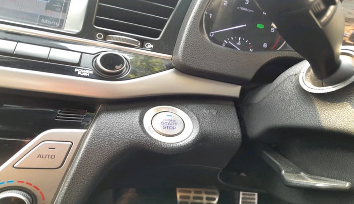 2018 Hyundai New Elantra 1.6 SX (O) AT DIESEL, Diesel, Automatic, 1,25,406 km, interior