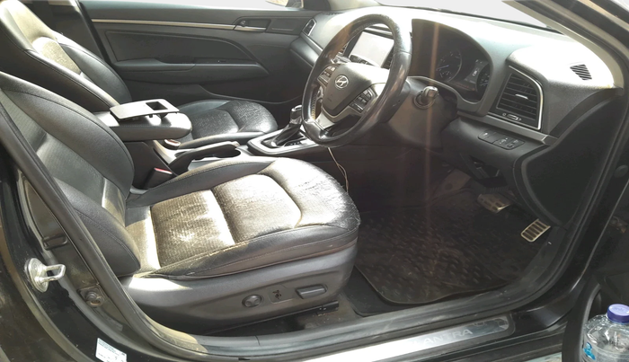 2018 Hyundai New Elantra 1.6 SX (O) AT DIESEL, Diesel, Automatic, 1,25,406 km, interior