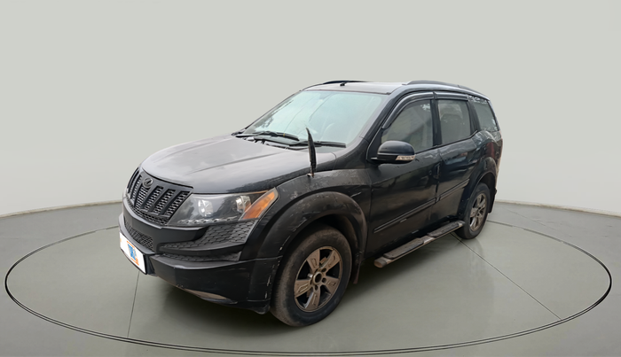 2015 Mahindra XUV500 W4, Diesel, Manual, 1,12,536 km, exterior
