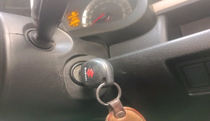 2013 Maruti Swift ZXI, Petrol, Manual, 64,368 km, interior