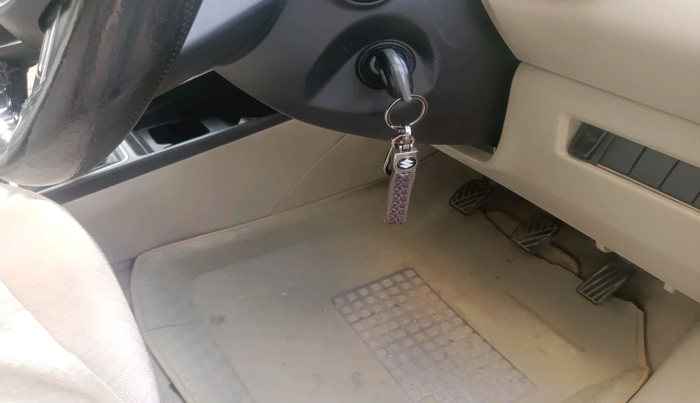 2017 Maruti Dzire VDI, Diesel, Manual, 96,409 km, interior