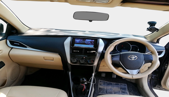 2020 Toyota YARIS J MT, Petrol, Manual, 52,539 km, interior