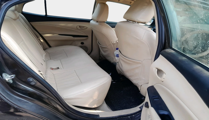 2020 Toyota YARIS J MT, Petrol, Manual, 52,539 km, interior