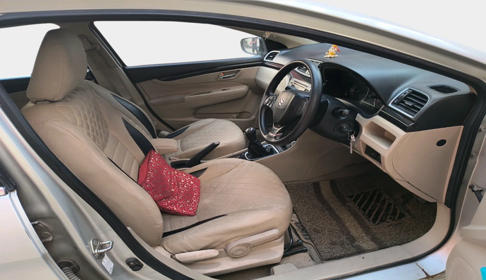 2014 Maruti Ciaz VDI +, Diesel, Manual, 1,42,000 km, interior