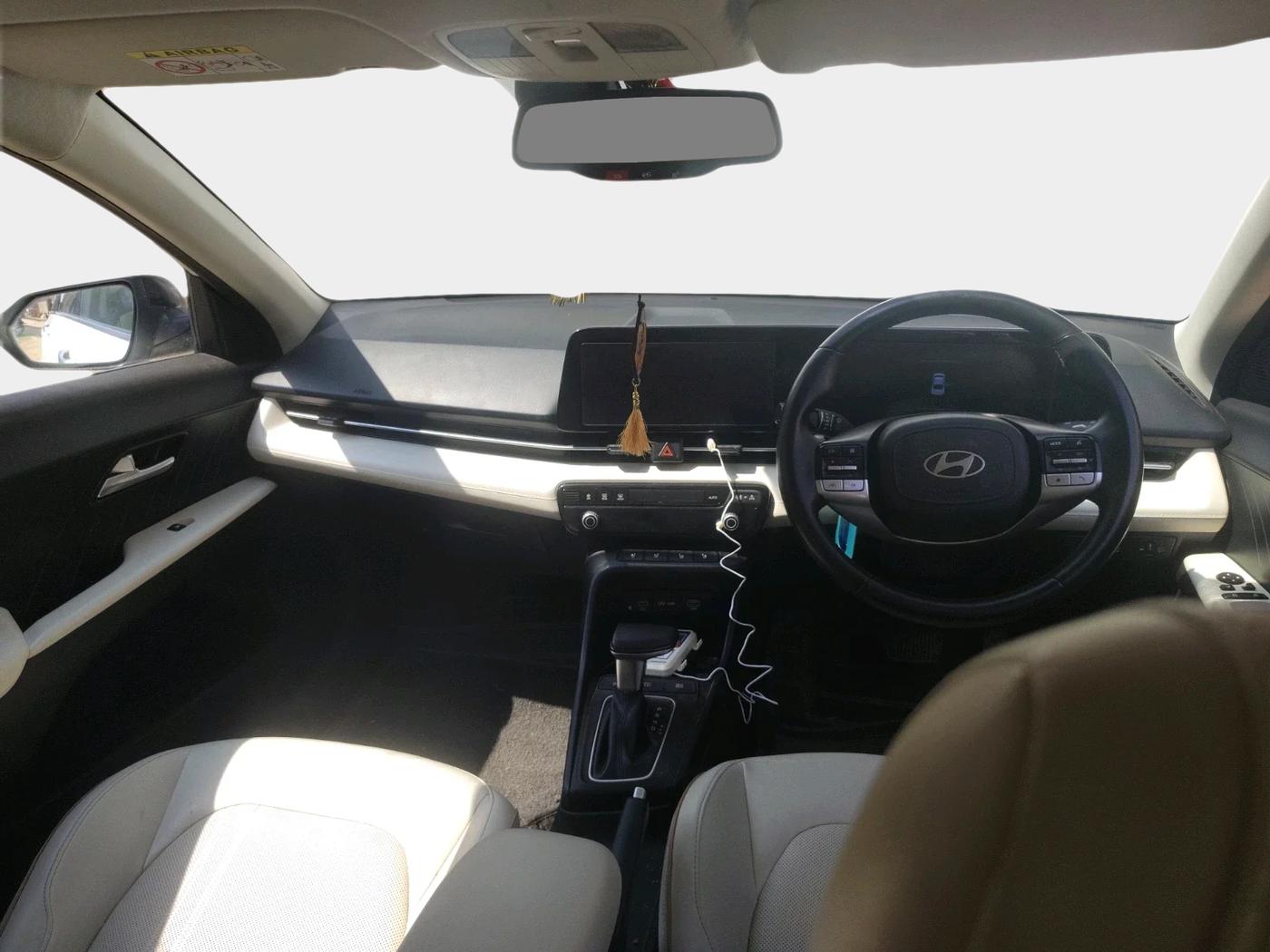 2023 Hyundai Verna SX(O) 1.5 MPI IVT , Petrol, Automatic, 44,656 km, interior