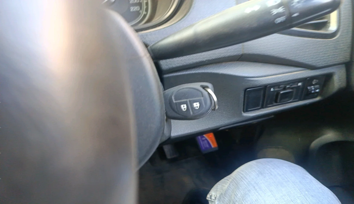 2021 Maruti Vitara Brezza LXI, Petrol, Manual, 55,593 km, interior