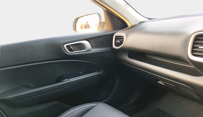 2019 Hyundai VENUE S 1.2, Petrol, Manual, 57,047 km, interior