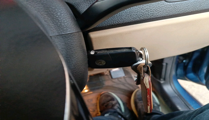 2016 Volkswagen Ameo HIGHLINE1.2L, Petrol, Manual, 39,331 km, interior