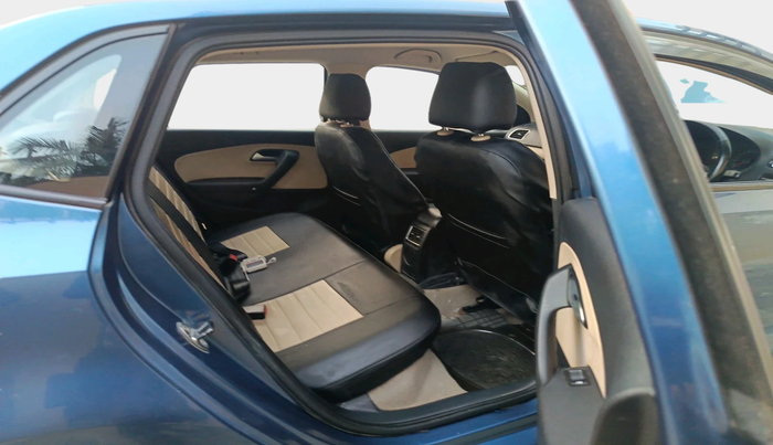 2016 Volkswagen Ameo HIGHLINE1.2L, Petrol, Manual, 39,331 km, interior