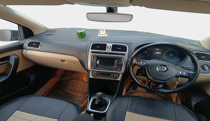 2016 Volkswagen Ameo HIGHLINE1.2L, Petrol, Manual, 39,331 km, interior