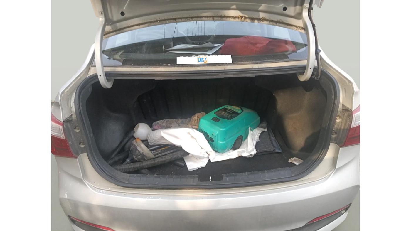 2017 Hyundai Xcent E+, Petrol, Manual, 23,474 km, exterior