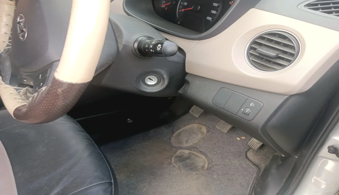 2017 Hyundai Xcent E+, Petrol, Manual, 23,474 km, interior