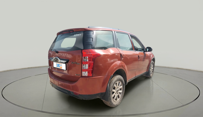 2015 Mahindra XUV500 W10, Diesel, Manual, 1,05,488 km, exterior