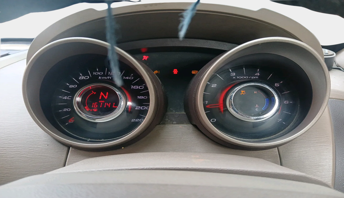 2014 Mahindra XUV500 W8, Diesel, Manual, 1,61,141 km, interior