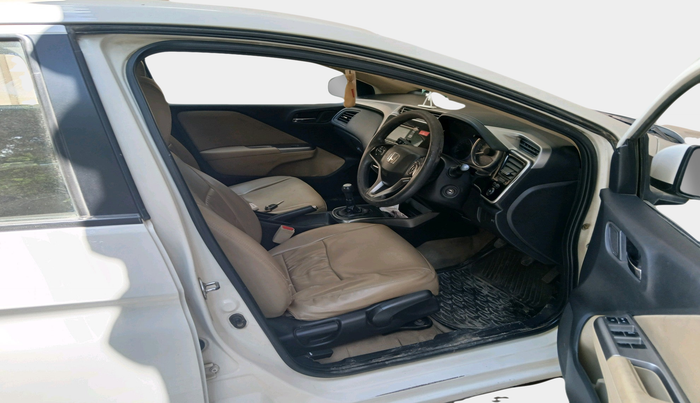 2015 Honda City 1.5L I-VTEC V MT, Petrol, Manual, 1,39,180 km, interior