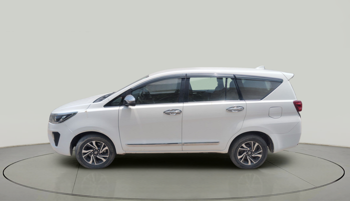 2022 Toyota Innova Crysta 2.4 VX 8 STR, Diesel, Manual, 93,248 km, exterior