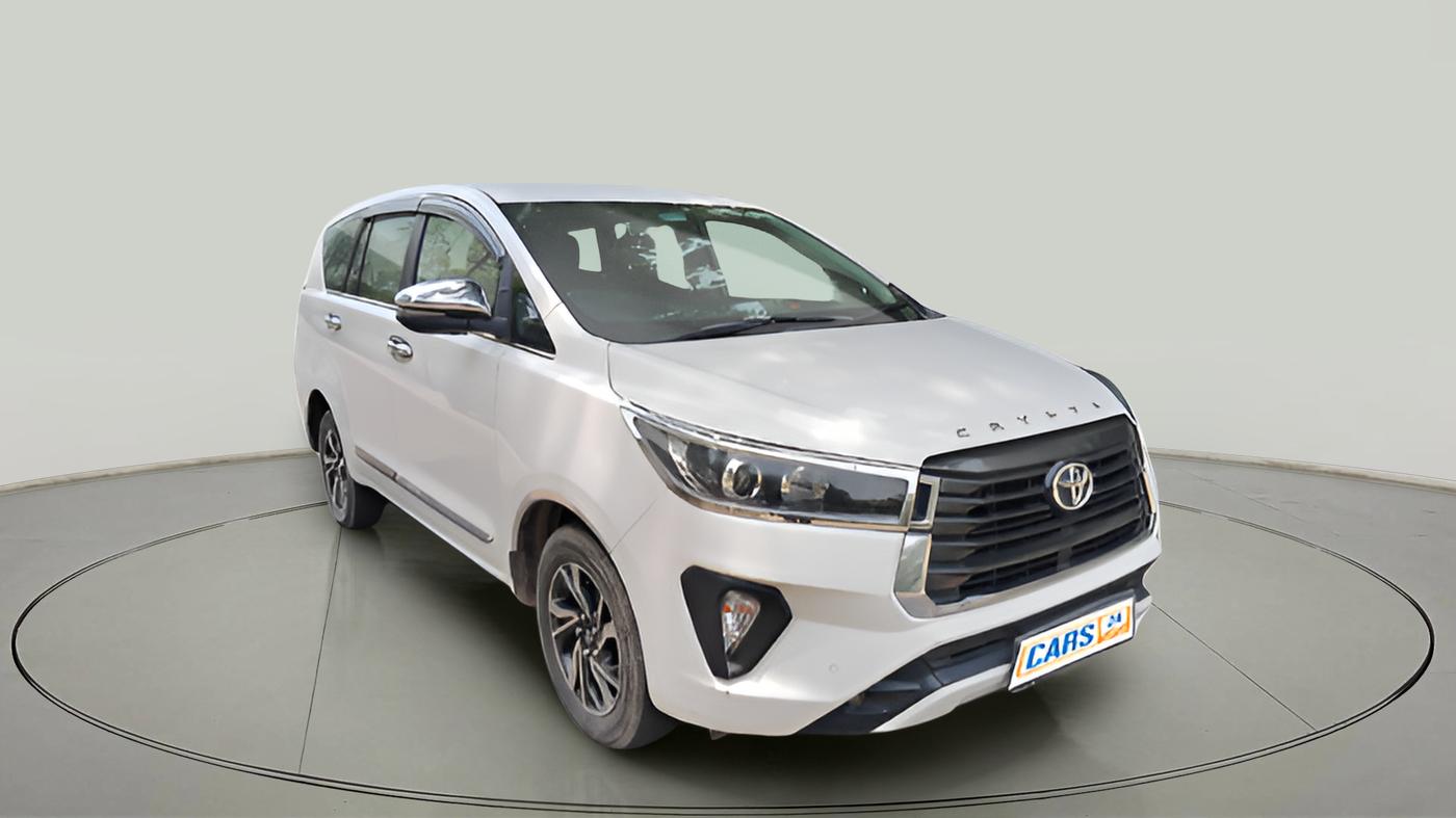 2022 Toyota Innova Crysta 2.4 VX 8 STR, Diesel, Manual, 1,08,000 km, exterior