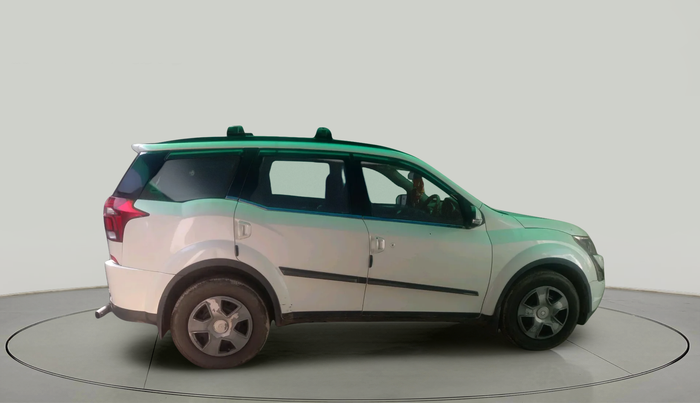 2021 Mahindra XUV500 W7, Diesel, Manual, 87,149 km, exterior