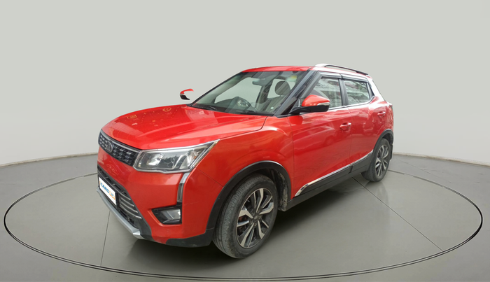 2019 Mahindra XUV300 W8 (O) 1.5 DIESEL, Diesel, Manual, 1,54,927 km, exterior