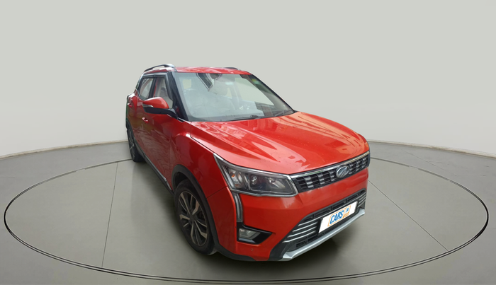 2019 Mahindra XUV300 W8 (O) 1.5 DIESEL, Diesel, Manual, 1,54,927 km, exterior