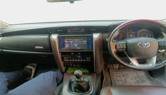 2017 Toyota Fortuner 2.8 4X2 MT, Diesel, Manual, 1,66,059 km, interior