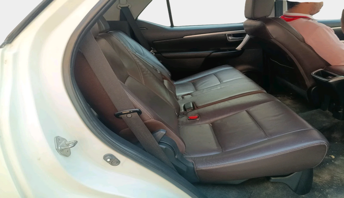 2017 Toyota Fortuner 2.8 4X2 MT, Diesel, Manual, 1,66,059 km, interior