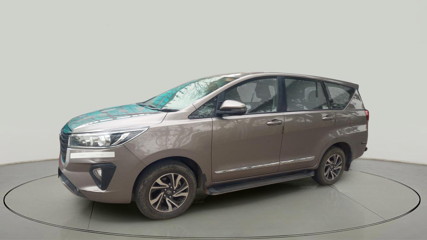 2022 Toyota Innova Crysta 2.4 GX 8 STR, Diesel, Manual, 35,877 km, exterior