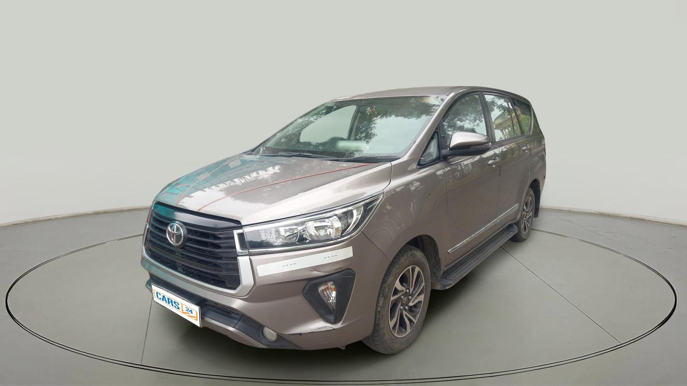 2022 Toyota Innova Crysta 2.4 GX 8 STR, Diesel, Manual, 35,877 km, exterior