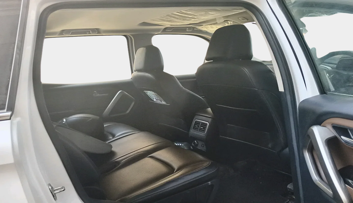 2024 Mahindra SCORPIO-N Z8 L DIESEL MT 2WD 7 STR, Diesel, Manual, 43,751 km, interior