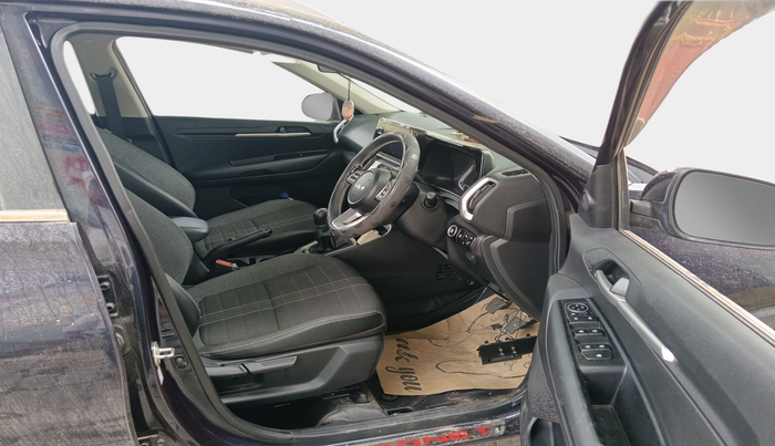 2024 KIA SONET HTK PLUS 1.2 PETROL MT, Petrol, Manual, 21,718 km, interior