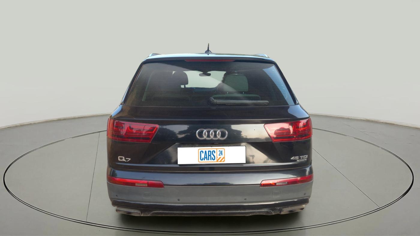 2016 Audi Q7 45 TDI Technology , Diesel, Automatic, 1,36,685 km, exterior
