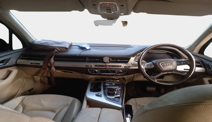 2016 Audi Q7 45 TDI Technology , Diesel, Automatic, 1,36,685 km, interior
