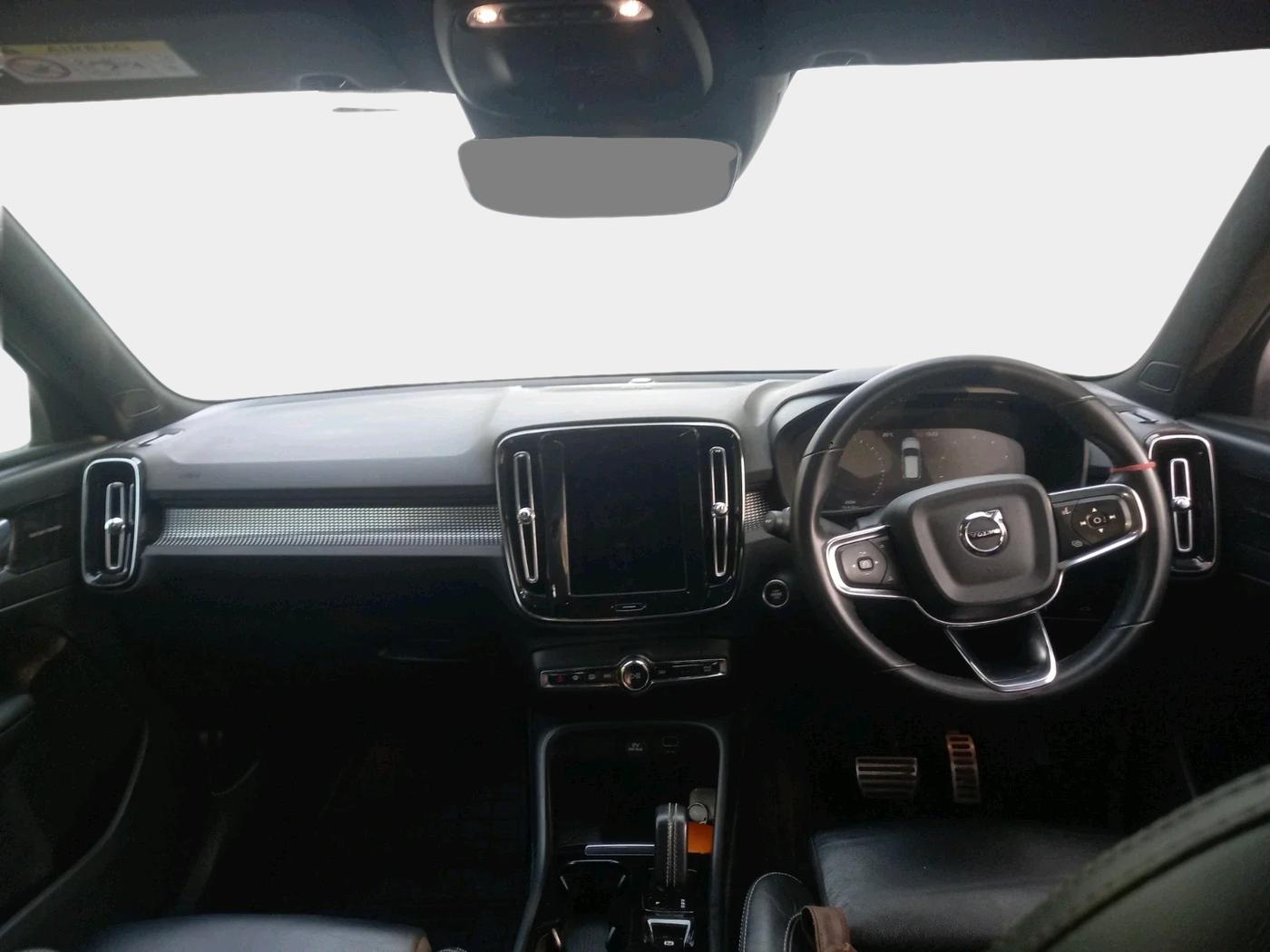 2021 Volvo XC 40 T4 R Design, Petrol, Automatic, 42,694 km, interior