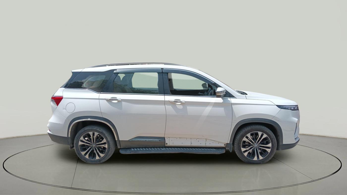 2021 MG HECTOR PLUS SHARP 2.0 DIESEL TURBO MT 6-STR, Diesel, Manual, 1,30,519 km, exterior