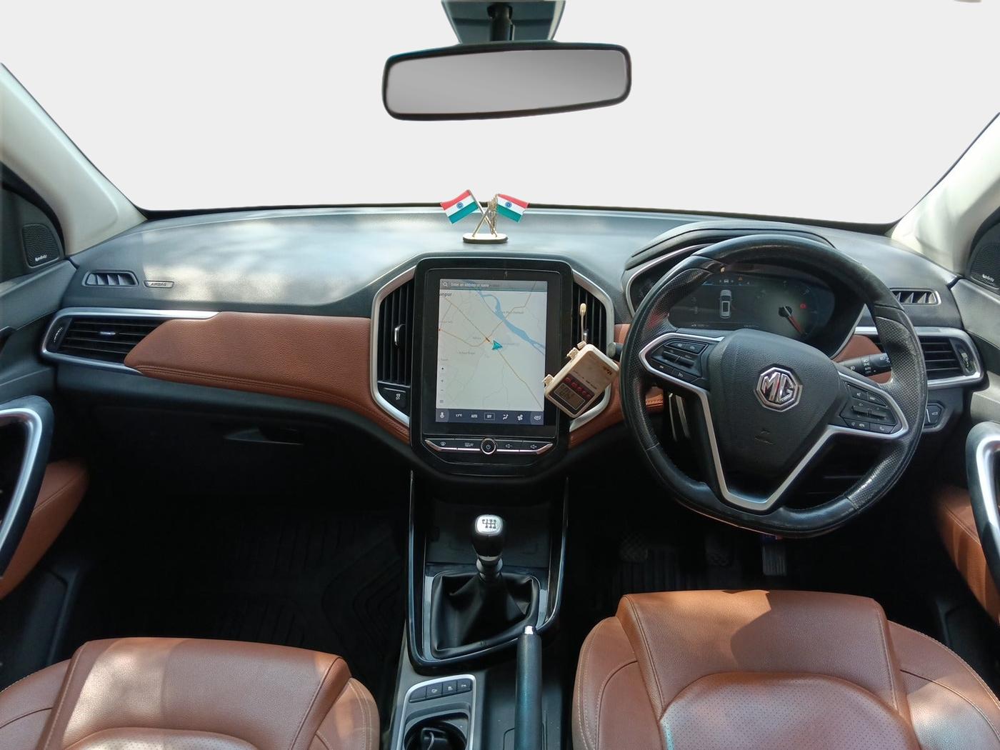 2021 MG HECTOR PLUS SHARP 2.0 DIESEL TURBO MT 6-STR, Diesel, Manual, 1,30,519 km, interior