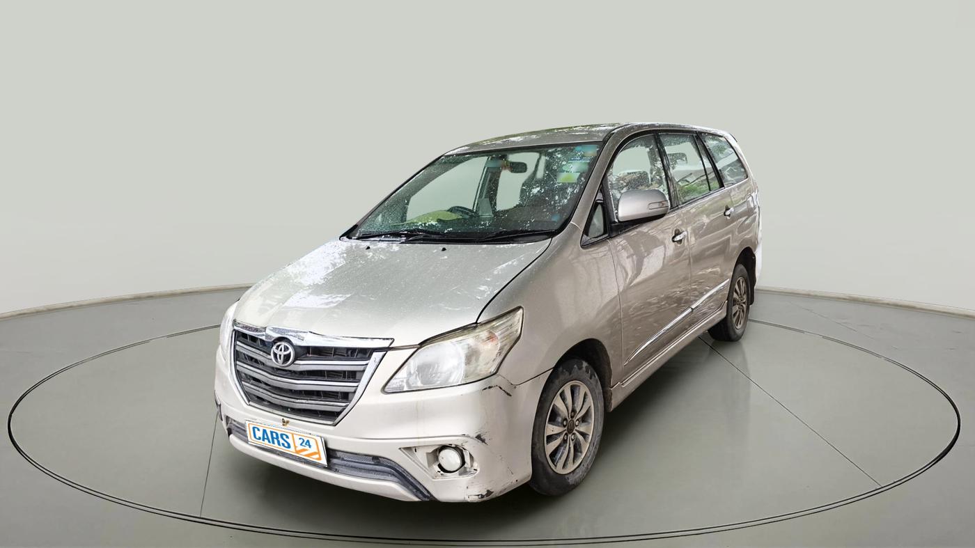 2015 Toyota Innova 2.5 VX 7 STR, Diesel, Manual, 1,77,669 km, exterior