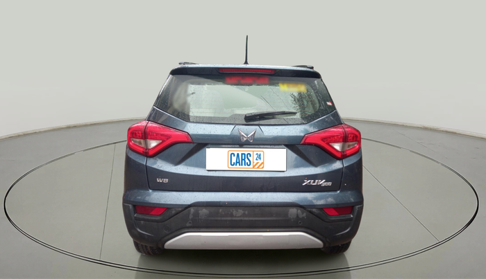 2023 Mahindra XUV300 W8 (O) 1.5 DIESEL, Diesel, Manual, 41,355 km, exterior