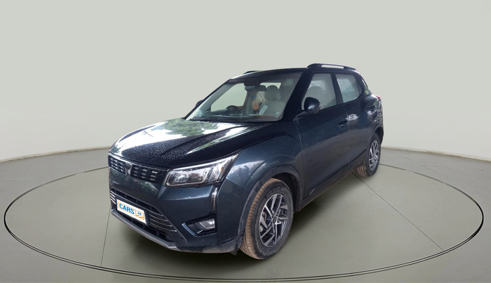 2023 Mahindra XUV300 W8 (O) 1.5 DIESEL, Diesel, Manual, 41,355 km, exterior